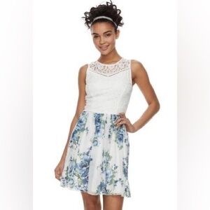 SPEECHLESS dress lace sleeveless floral juniors size 7